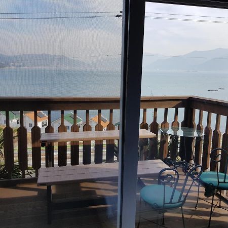 נמהא Rainbow Hill Pension מראה חיצוני תמונה