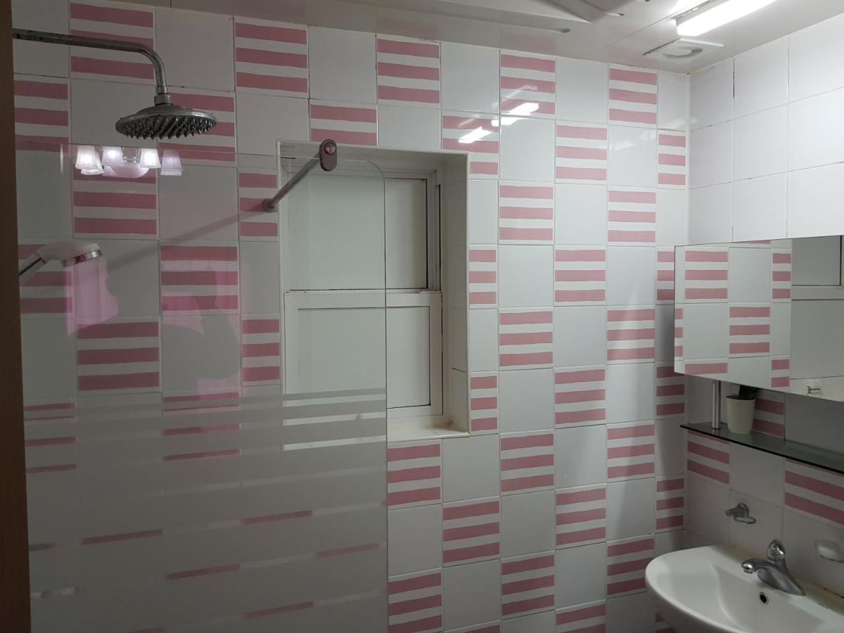 נמהא Rainbow Hill Pension מראה חיצוני תמונה