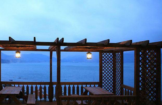 נמהא Rainbow Hill Pension מראה חיצוני תמונה